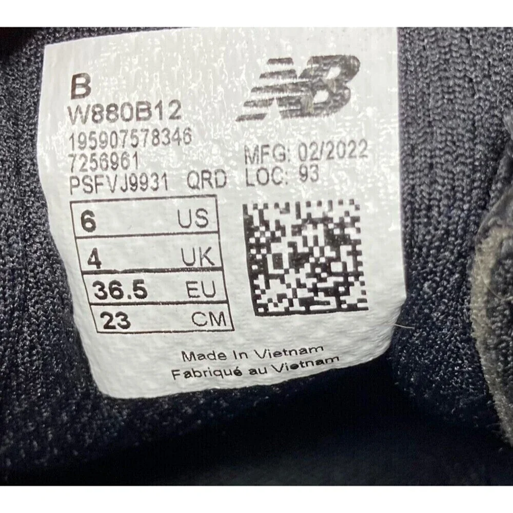 New Balance Shoes Women's Size 6 US Black Gray Fresh Foam 880